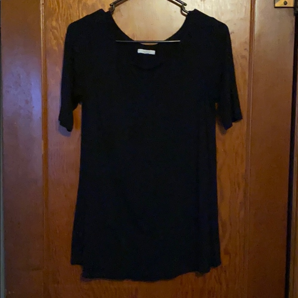 Quarter sleeve black blouse